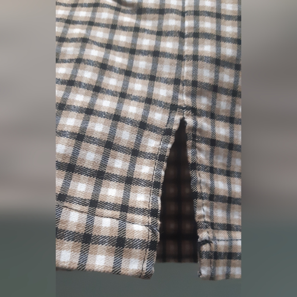 5/$25. M Garage Black, Tan and White Gingham Mini Pencil Skirt With Slit On Side